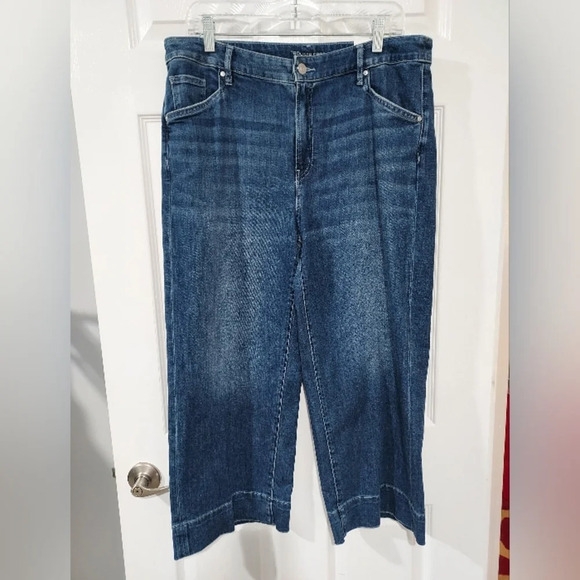 Chico's Denim - NWOT Chico's Trouser Crop Pants in Size 14 R / 2.5 R Regular